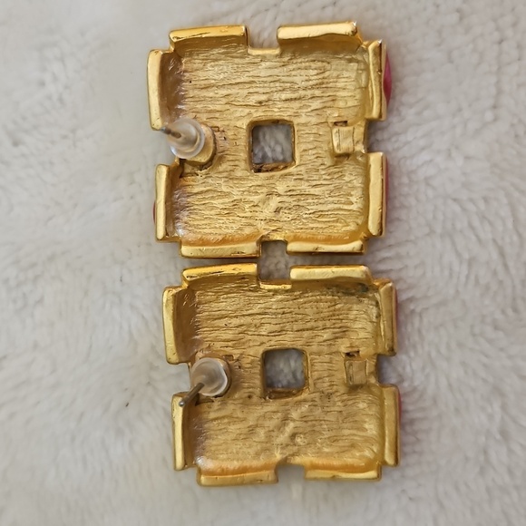 Vintage MCM Gold and Pink Woven Square Mod Cubism Earrings - Picture 4 of 4